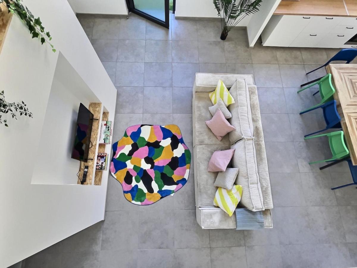 Pop - Apartment